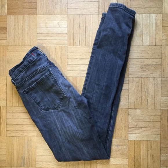 🌿2/$20 BDG (Urban Outfitters) dark grey skinny jeans - Picture 1 of 8